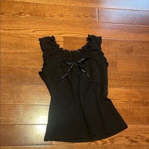 BRANDY MELVILLE cute black waist cinching top